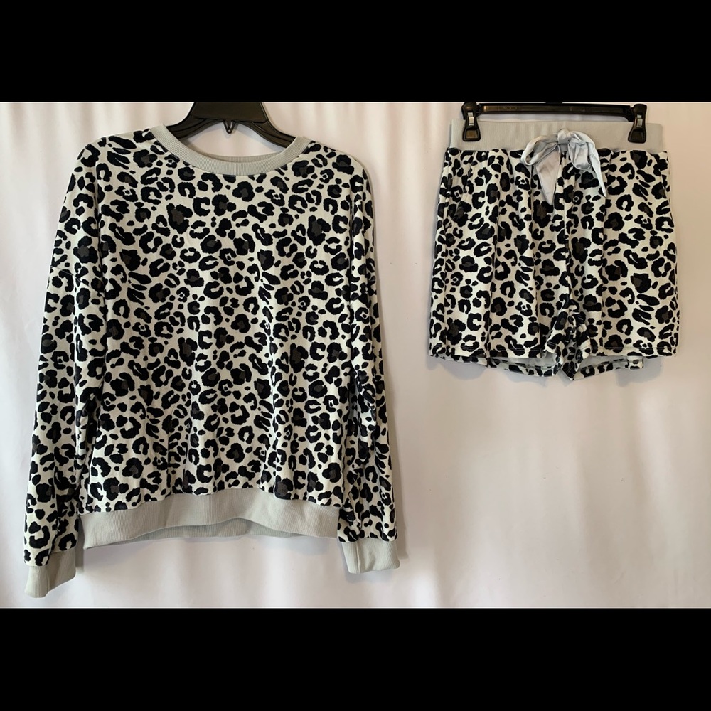 Grey leopard loungewear set